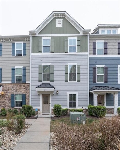 Building Photo - 605 Brickell Chase