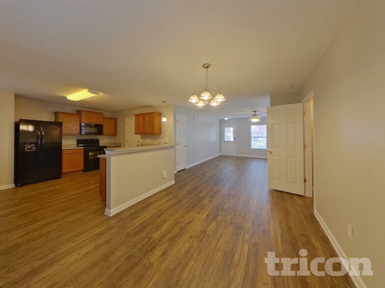 Building Photo - 1624 Long Paw Ln