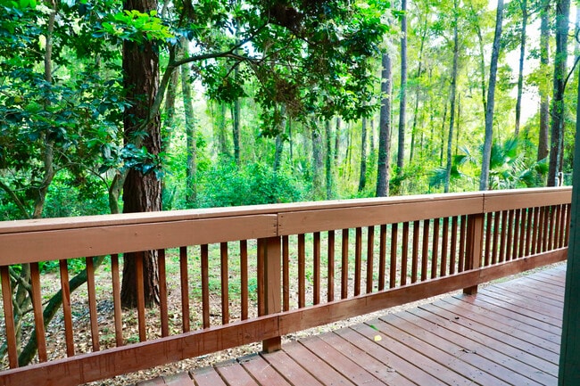 Building Photo - Founders Hill Haile Plantation