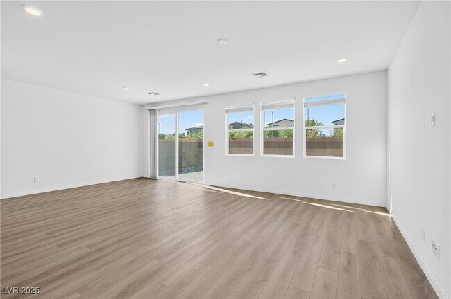 Building Photo - 4153 Texas Lilac Ave