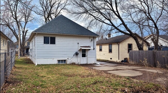 Building Photo - Charming Newly Renovated 3-Bedroom Rental with Garage & Basement