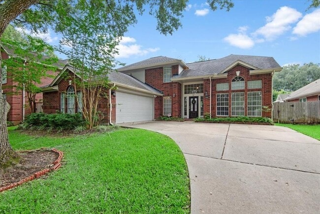Primary Photo - 314 Trailwood Ct
