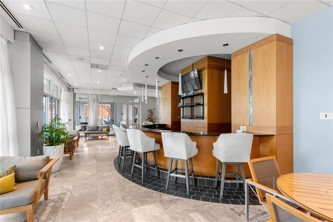 Building Photo - 3338 Peachtree Rd NE