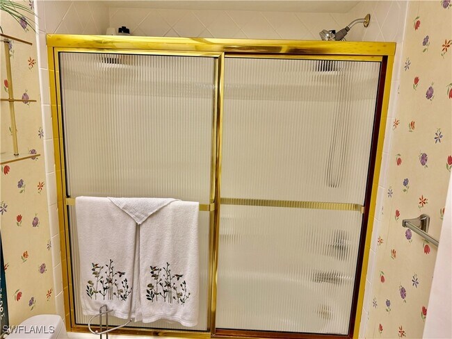 Building Photo - 4187 Lakewood Blvd