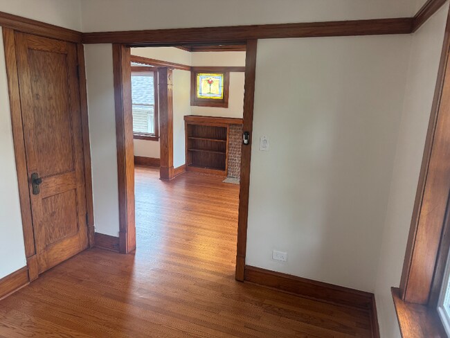 Building Photo - 4211 W 25th Pl