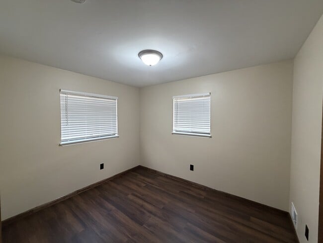 Building Photo - 27741 Delton St