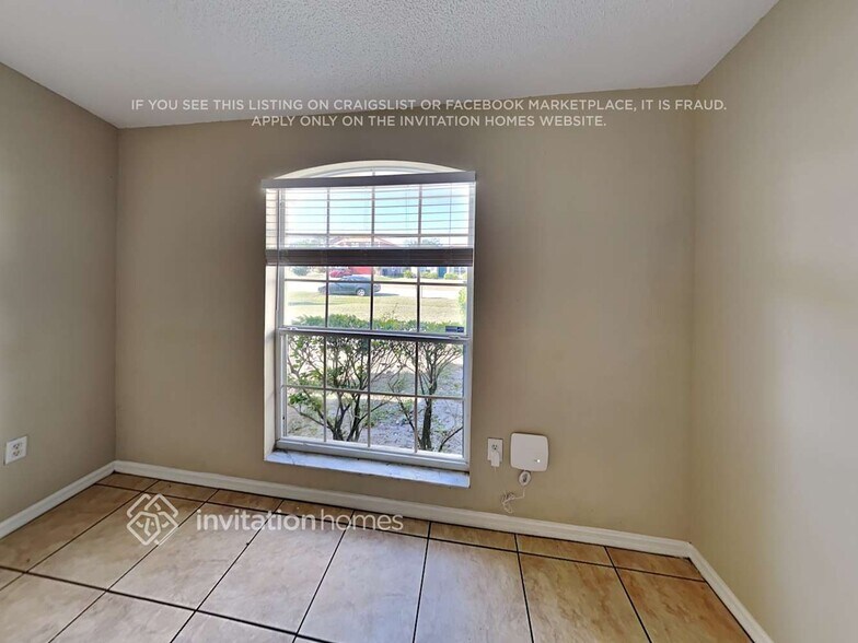 Building Photo - 331 Drum Ct