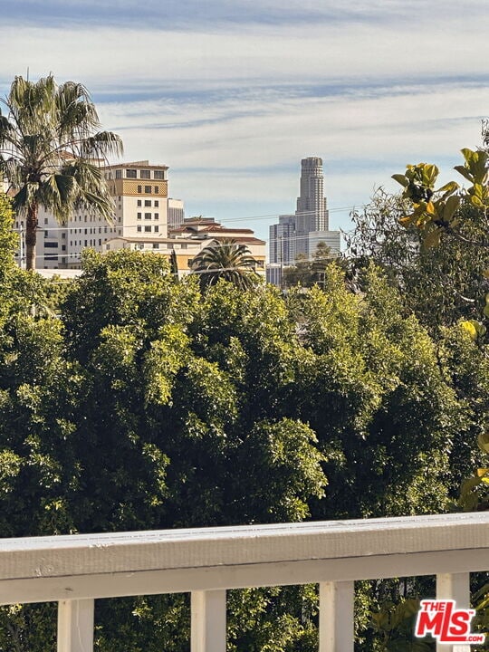 Building Photo - 727 N La Fayette Park Pl