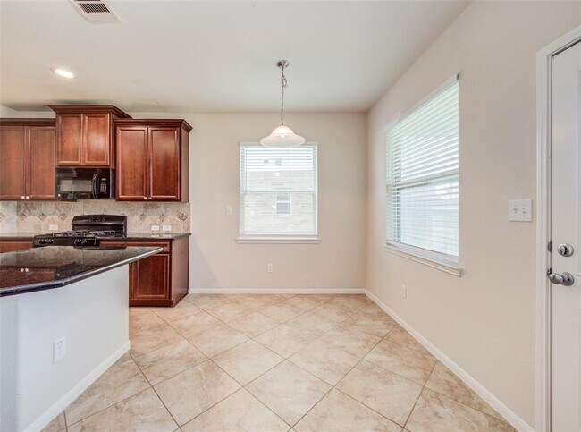 Building Photo - 20202 Stonebridge Terrace Dr