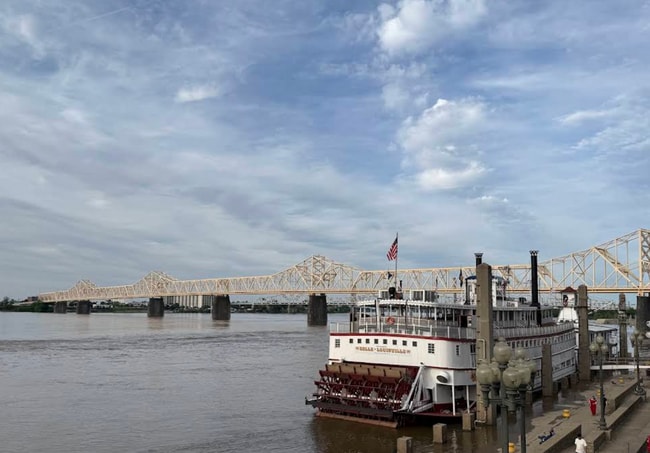 Building Photo - Fully Furnished 2-Level Condo for Traveling Nurses | 1,549 Sq Ft | Private Parking | Shared Living