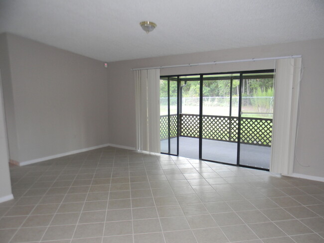 Building Photo - 4 bedroom / 2bath Home for Rent Kissimmee....