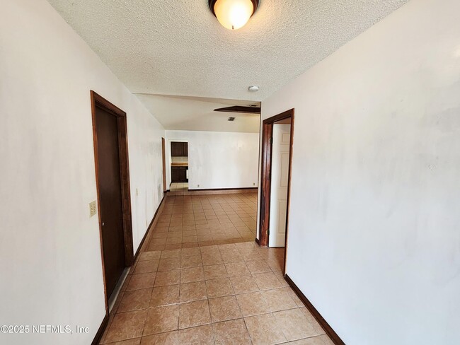 Building Photo - 6019 Blank Dr