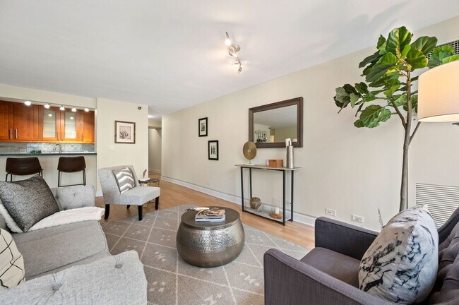 Building Photo - 440 N Wabash Ave