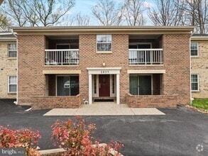 Building Photo - 5837 Cove Landing Rd