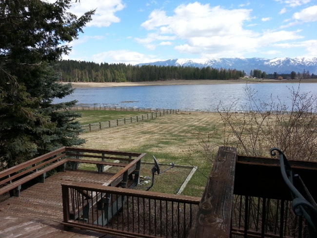 Building Photo - 256 Mallard Loop