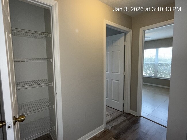 Building Photo - 1911 Colonial Woods Blvd