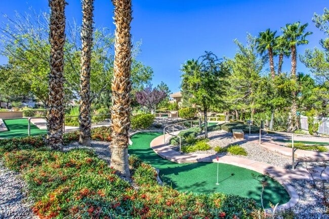 Building Photo - 3033 Highland Falls Dr