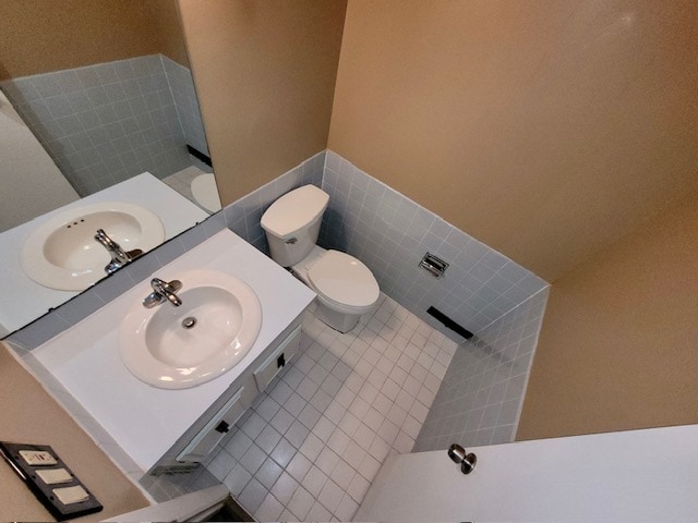 Building Photo - 818 Eastchester Dr