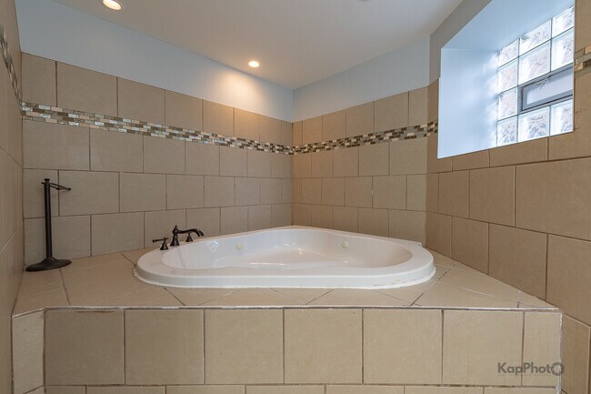 Building Photo - 7750 S Saginaw Ave