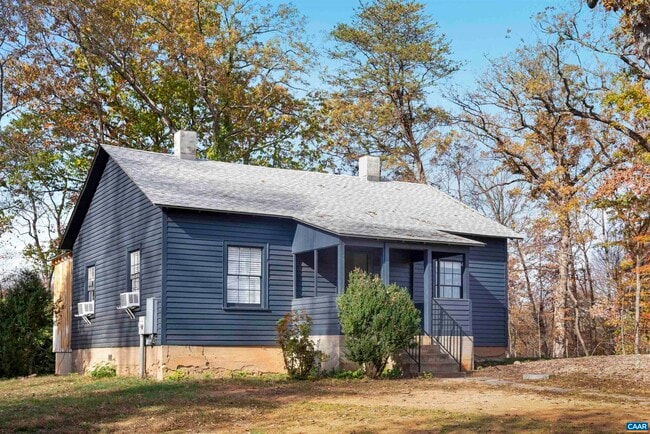 Building Photo - 2580 Nydrie Dr