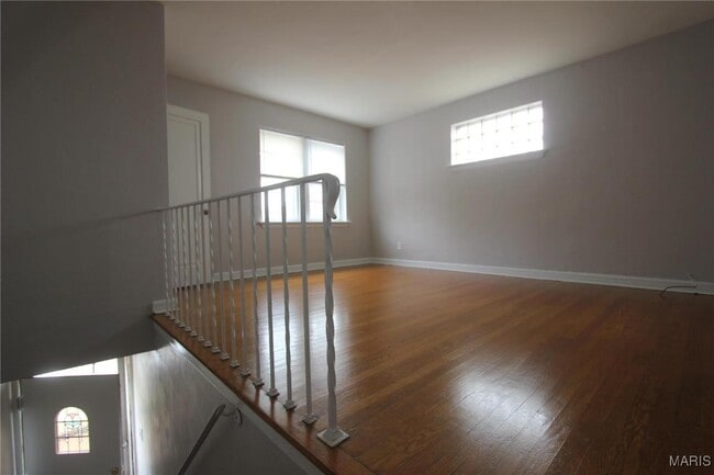 Building Photo - 3339 Lawn Ave