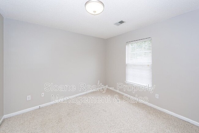 Building Photo - 1307 Apex Ln