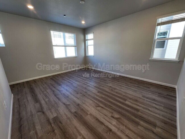 Building Photo - 465 Interlocken Blvd