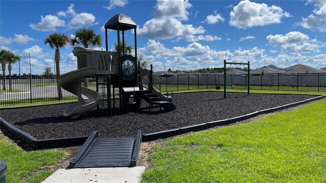 Building Photo - 2367 White Cedar Wy