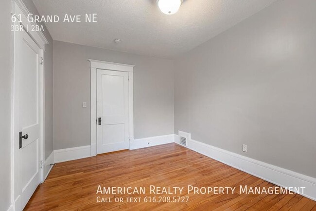 Building Photo - 61 Grand Ave NE