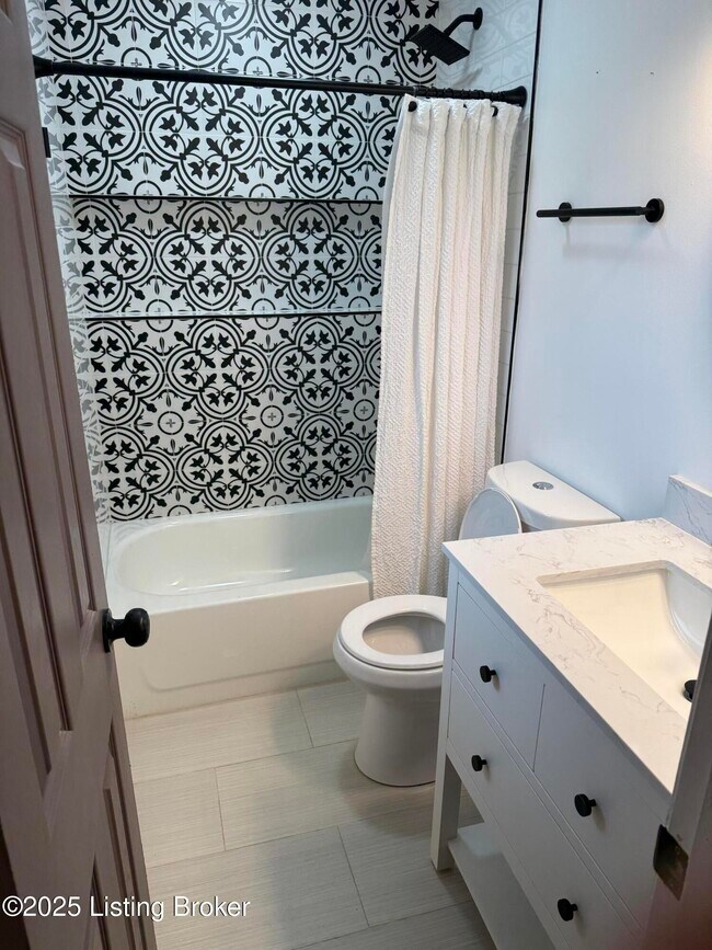 Building Photo - 3503 Dorset Rd