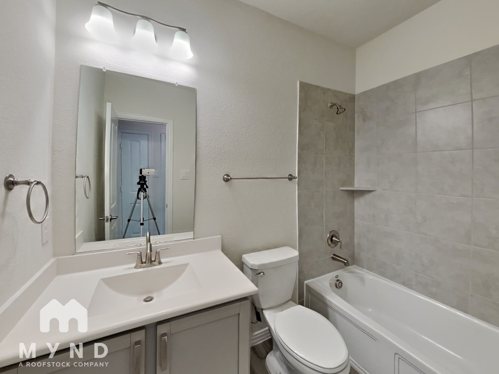 Building Photo - 14880 Gilley Ln