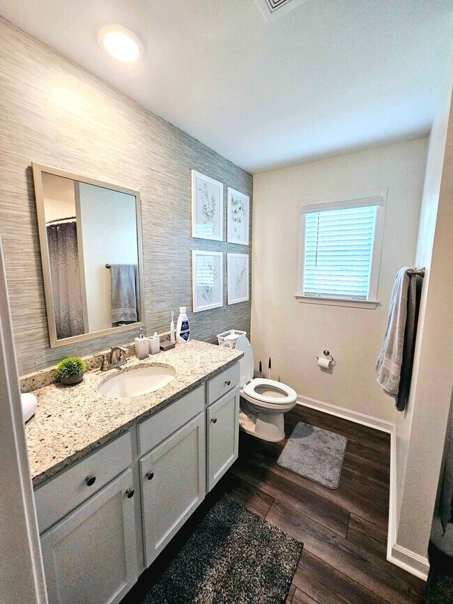 Building Photo - RENT SPECIAL! $1,700+ SAVINGS ON THIS CHARMING HOME IN PINEY CHAPEL!