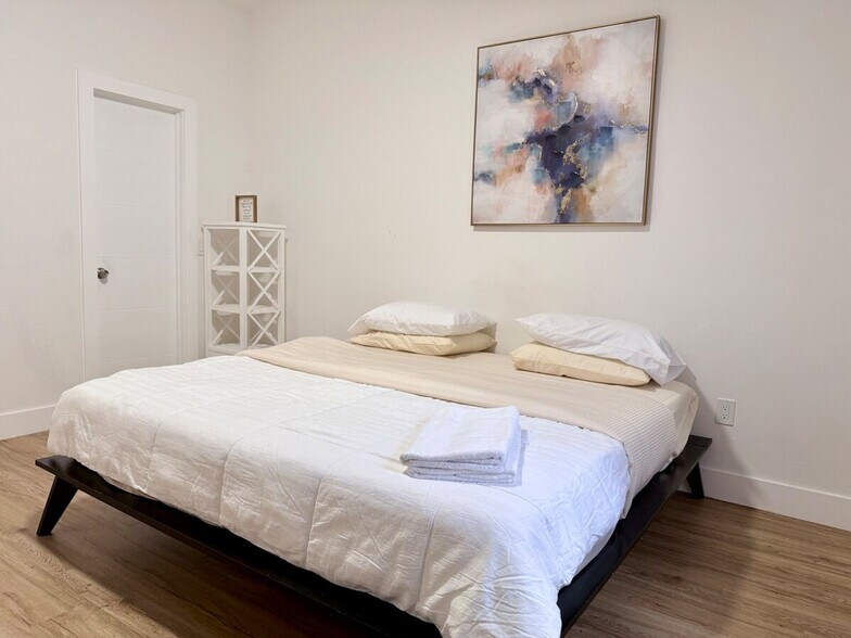 Building Photo - 20423 NW 29th Pl