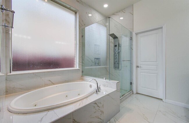 Building Photo - 25314 Celtic Terrace Dr