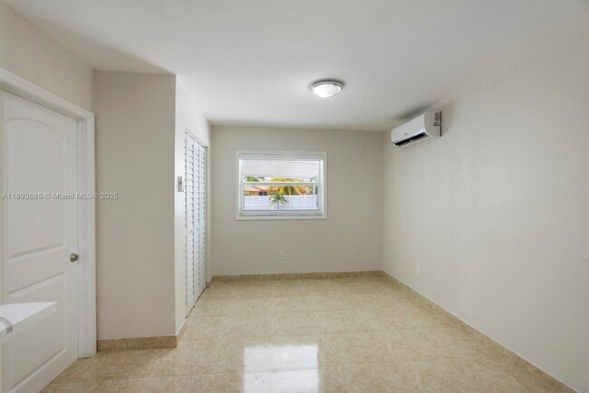 Building Photo - 10770 SW 26th St
