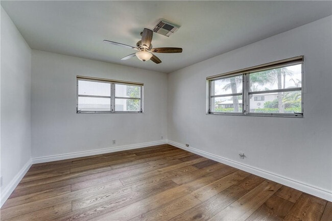 Building Photo - 2000 Admirals Way