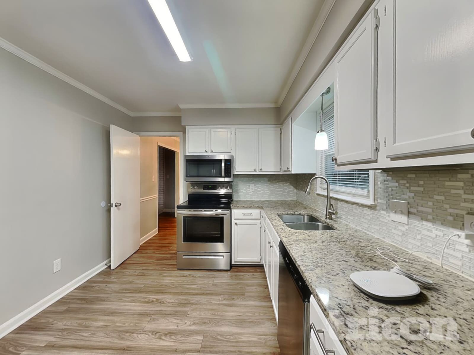 Building Photo - 4128 Labrador Dr