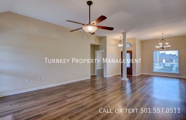 Building Photo - 13601 Stonehenge Cove