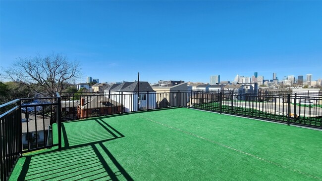 Building Photo - 4509 La Branch St