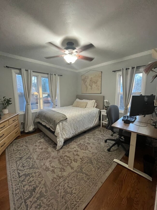 Building Photo - 1909 39th St