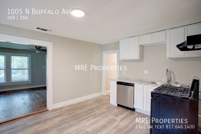 Building Photo - 1005 N Buffalo Ave