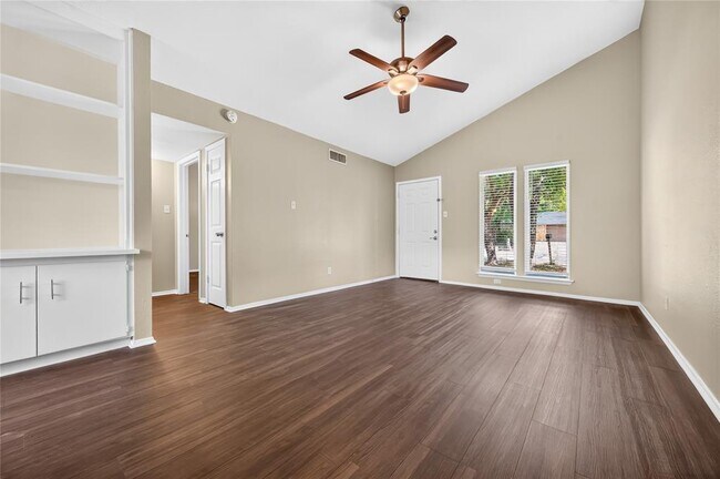 Building Photo - 2201 Deadwood Dr