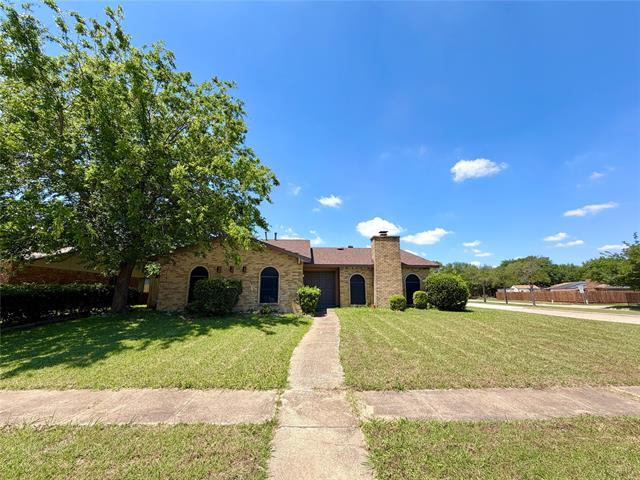 Building Photo - 4702 Spanish Trail