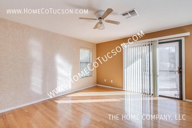 Building Photo - 7811 E Starbright Ct