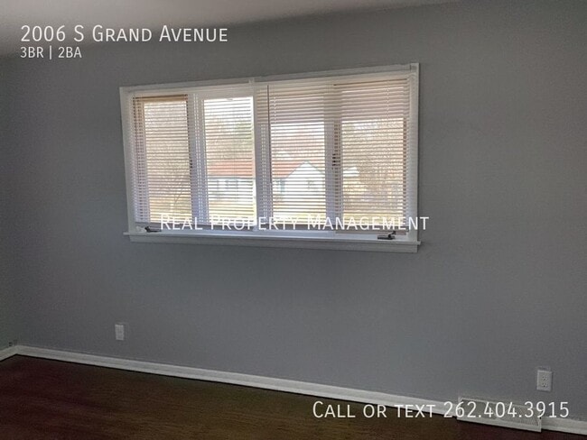 Building Photo - 2006 S Grand Ave