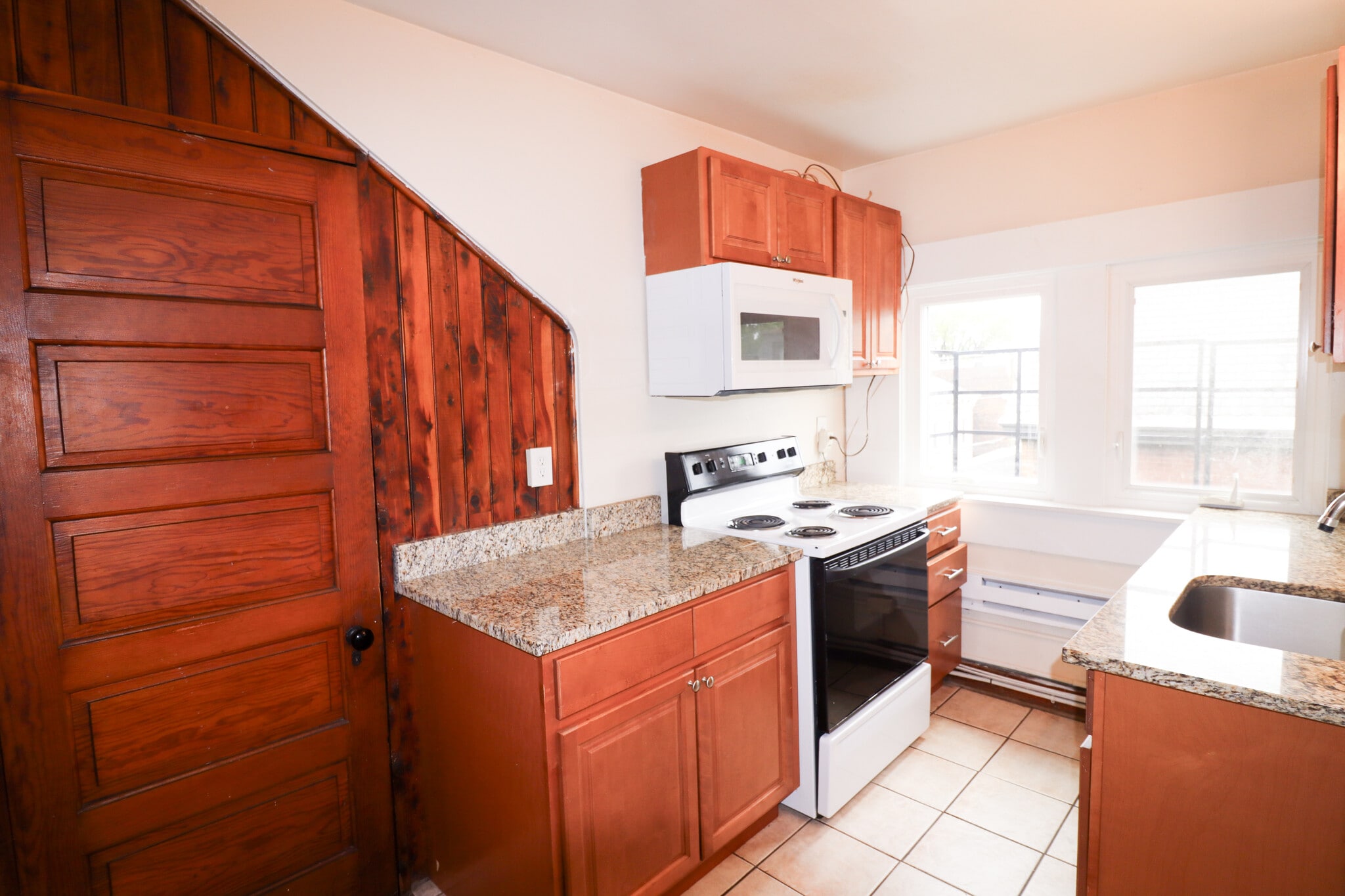 Building Photo - 2353 Ohio Ave