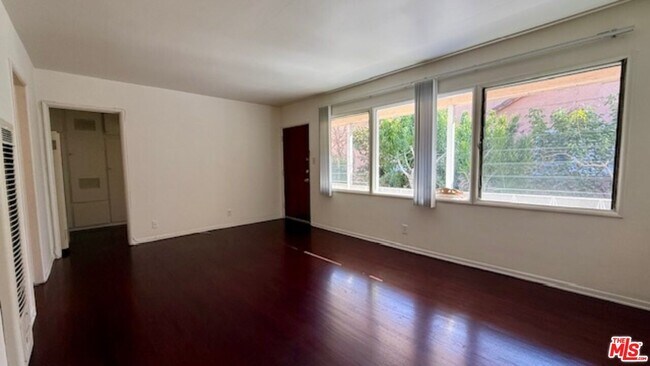 Building Photo - 1254 Smithwood Dr