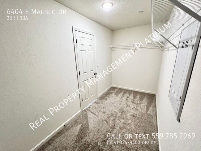 Building Photo - $2,495 Armstrong and Clinton, 3 Bedroom 2....