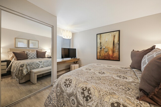 Building Photo - 78347 Terra Cotta Ct