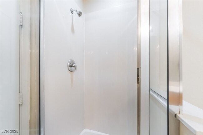 Building Photo - 50 E Serene Ave